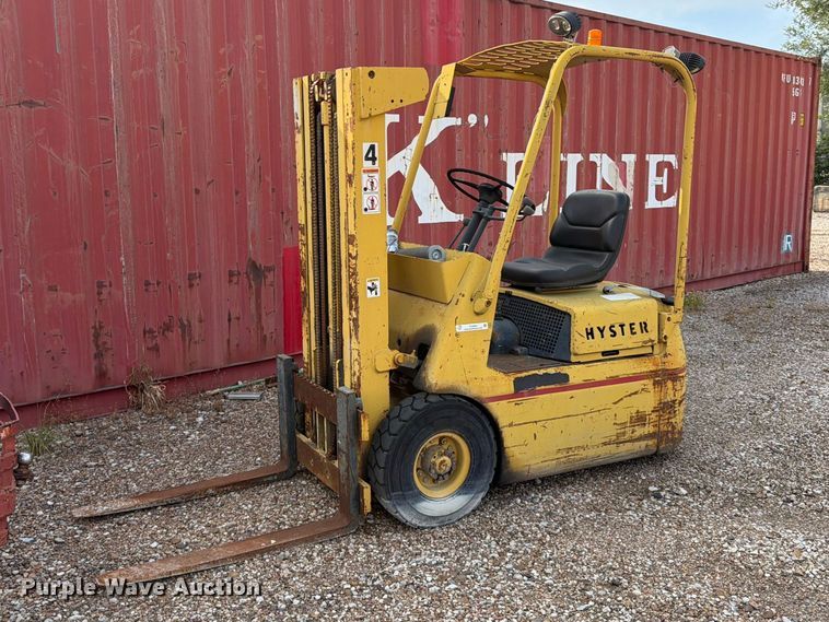 image for item FU4564 Hyster forklift