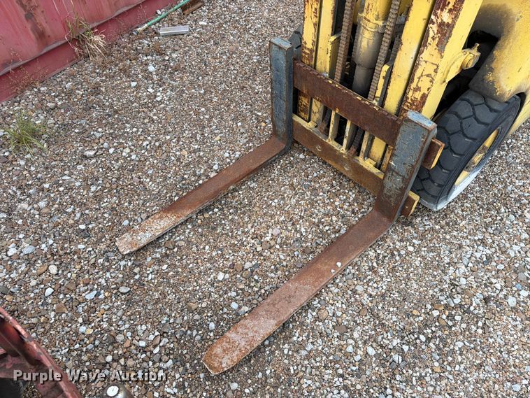 image for item FU4564 Hyster forklift