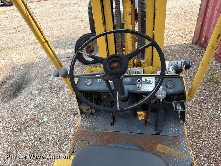 image for item FU4564 Hyster forklift