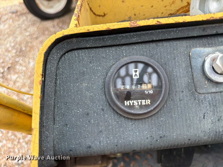 image for item FU4564 Hyster forklift