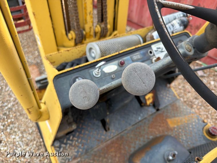 image for item FU4564 Hyster forklift