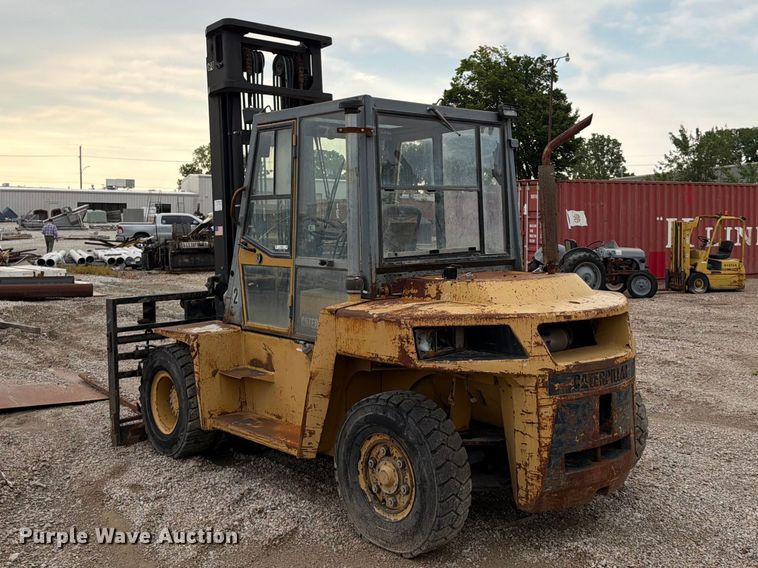 image for item FU4566 Caterpillar DP70 forklift