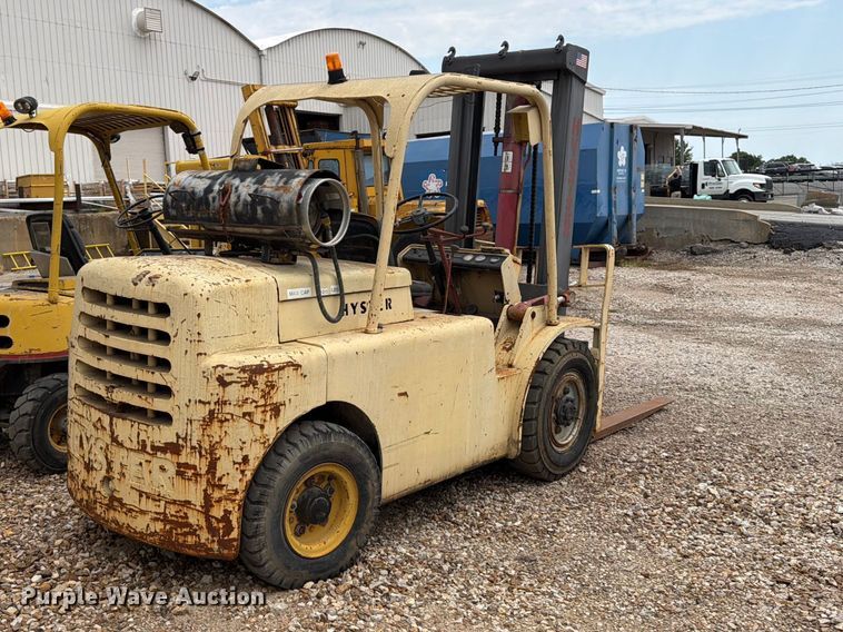image for item FU4569 Hyster forklift
