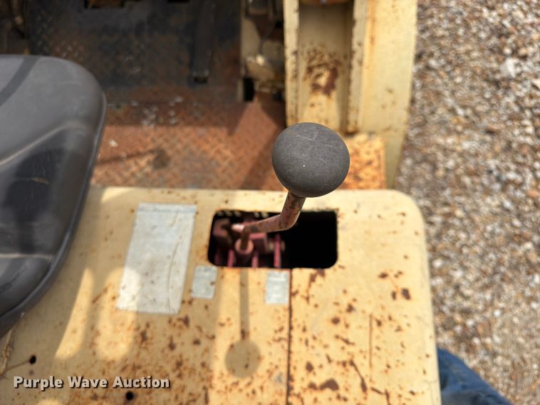 image for item FU4569 Hyster forklift