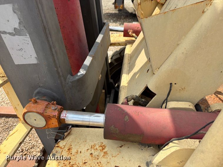 image for item FU4569 Hyster forklift