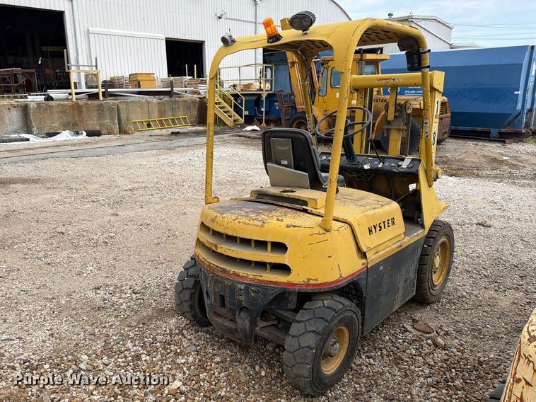 image for item FU4570 Hyster forklift