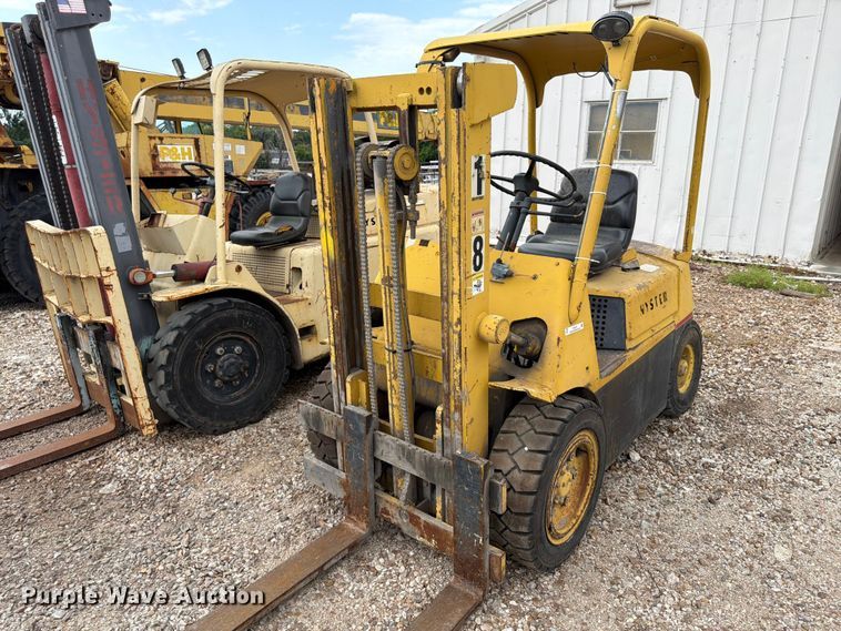 image for item FU4570 Hyster forklift