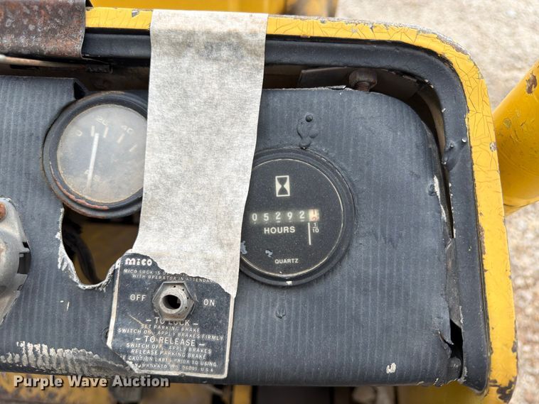 image for item FU4570 Hyster forklift