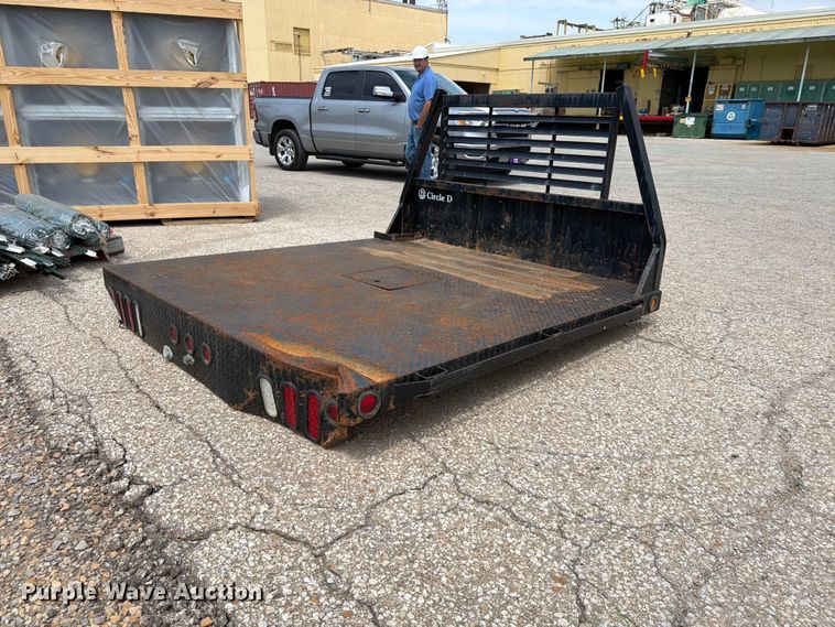 image for item FU4572 Flatbed pickup truck bed