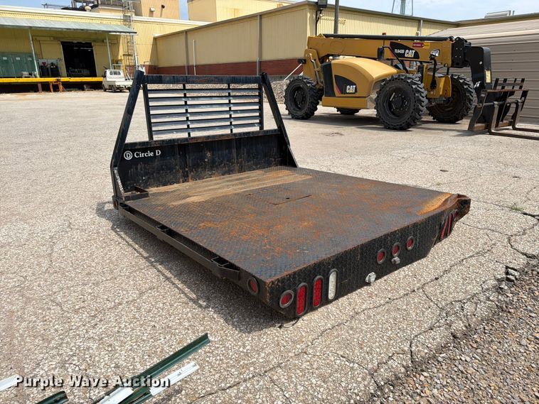 image for item FU4572 Flatbed pickup truck bed