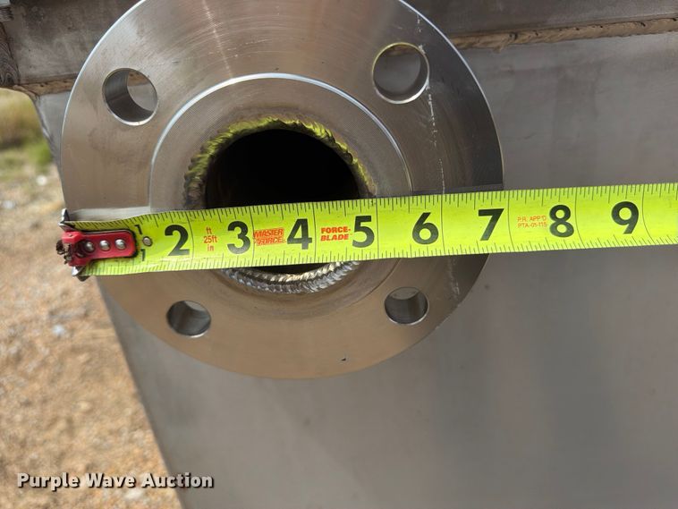 image for item FU4574 (2) tanks