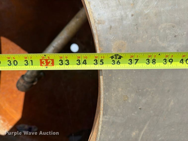 image for item FU4577 Tank