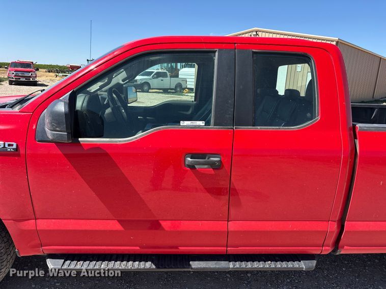 image for item JM9372 2019 Ford F150 Ext. Cab pickup truck