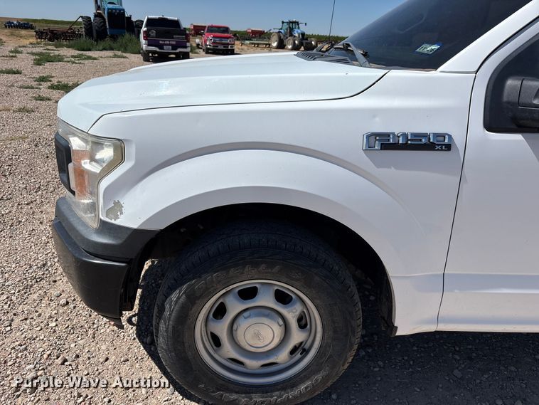 image for item JM9373 2018 Ford F-150 Ext. Cab pickup truck