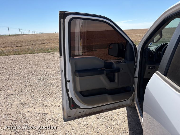 image for item JM9373 2018 Ford F-150 Ext. Cab pickup truck
