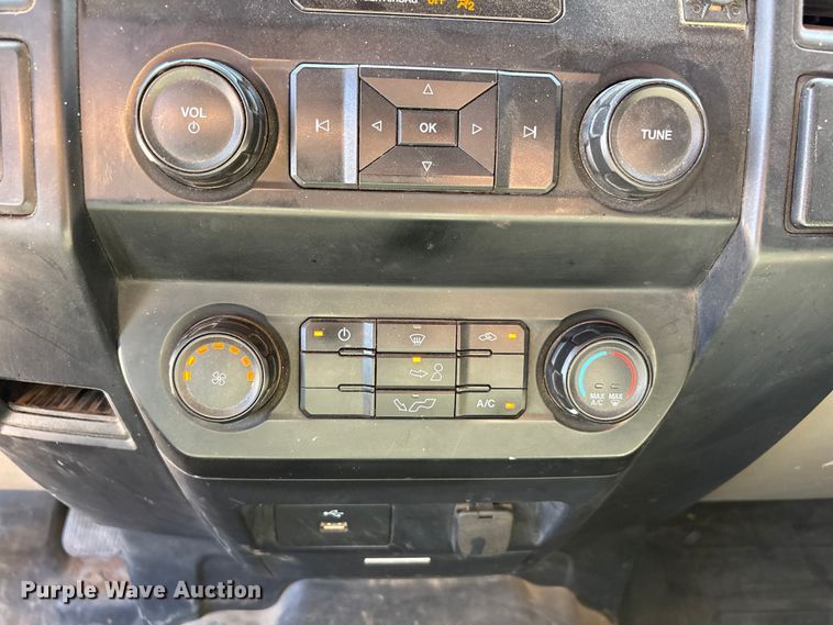 image for item JM9373 2018 Ford F-150 Ext. Cab pickup truck