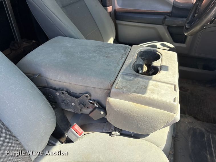 image for item JM9373 2018 Ford F-150 Ext. Cab pickup truck
