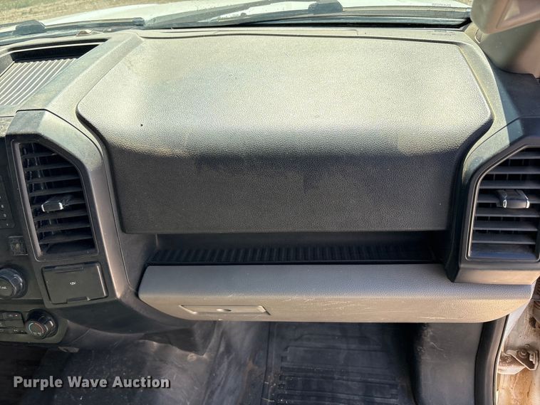 image for item JM9373 2018 Ford F-150 Ext. Cab pickup truck
