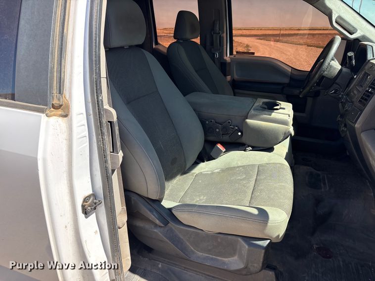 image for item JM9373 2018 Ford F-150 Ext. Cab pickup truck