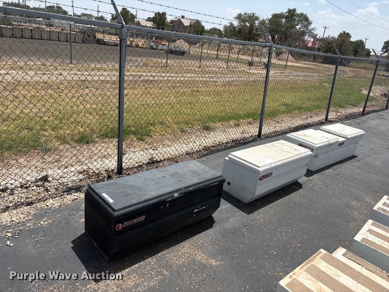 (3) toolboxes