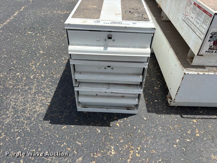 image for item JM9382 (6) toolboxes