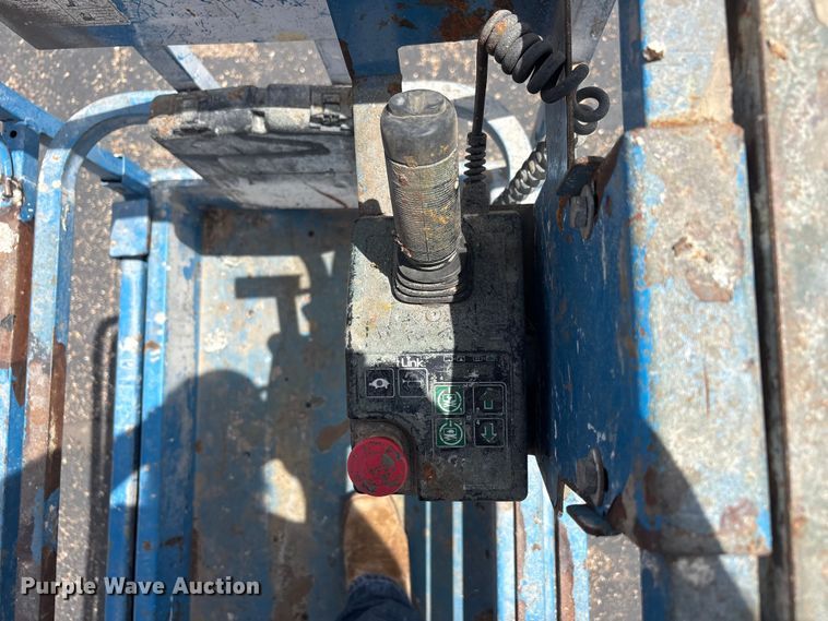 image for item JM9383 Genie GS-1930 scissor lift
