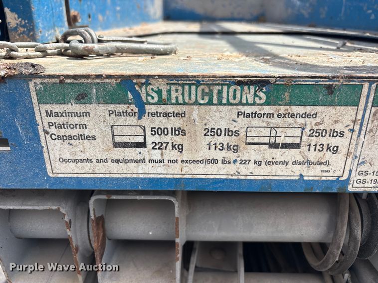 image for item JM9383 Genie GS-1930 scissor lift