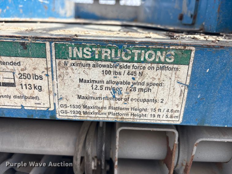 image for item JM9383 Genie GS-1930 scissor lift