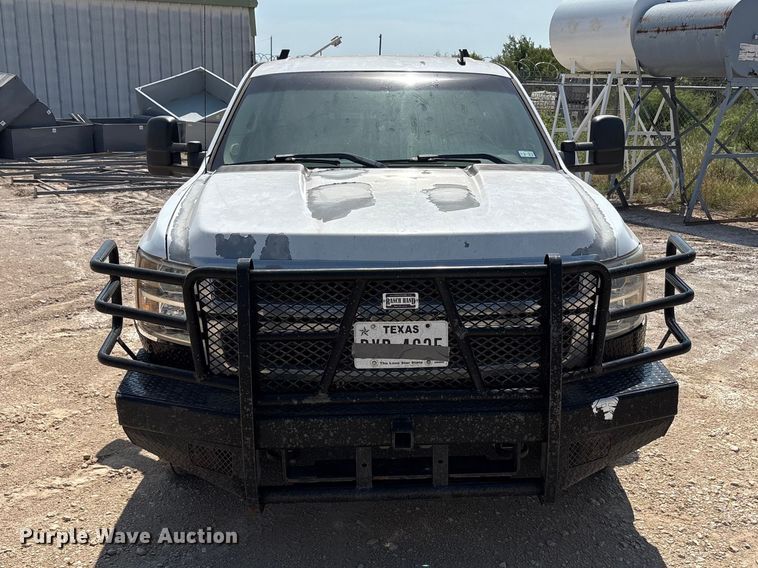 image for item JM9391 2007 Chevrolet Silverado 2500HD Crew Cab pickup truck