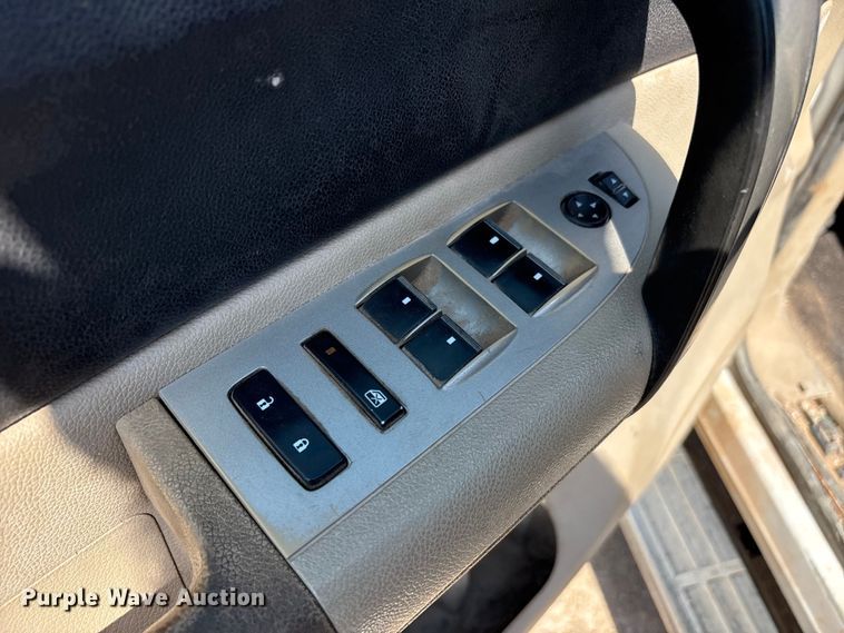 image for item JM9391 2007 Chevrolet Silverado 2500HD Crew Cab pickup truck