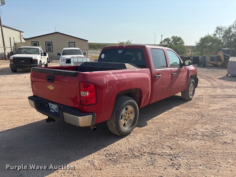 image for item JM9402 2011 Chevrolet Silverado 1500 Crew Cab pickup truck
