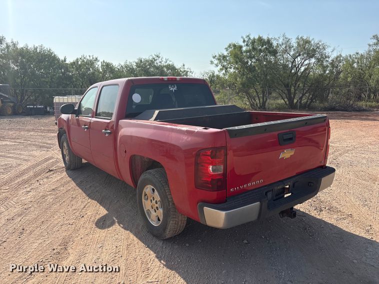 image for item JM9402 2011 Chevrolet Silverado 1500 Crew Cab pickup truck
