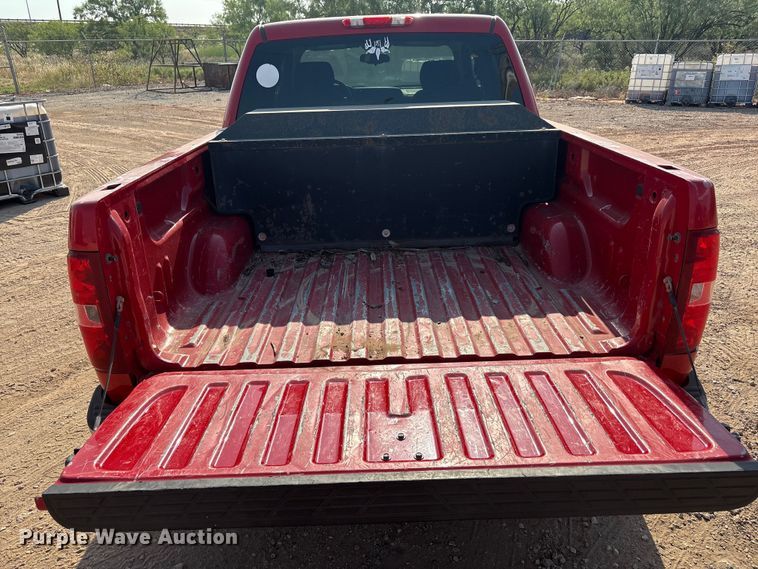 image for item JM9402 2011 Chevrolet Silverado 1500 Crew Cab pickup truck