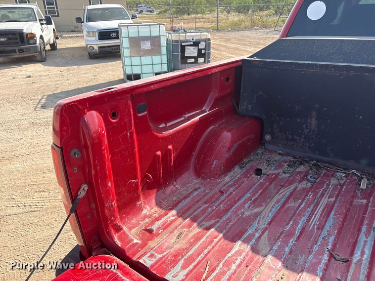 image for item JM9402 2011 Chevrolet Silverado 1500 Crew Cab pickup truck