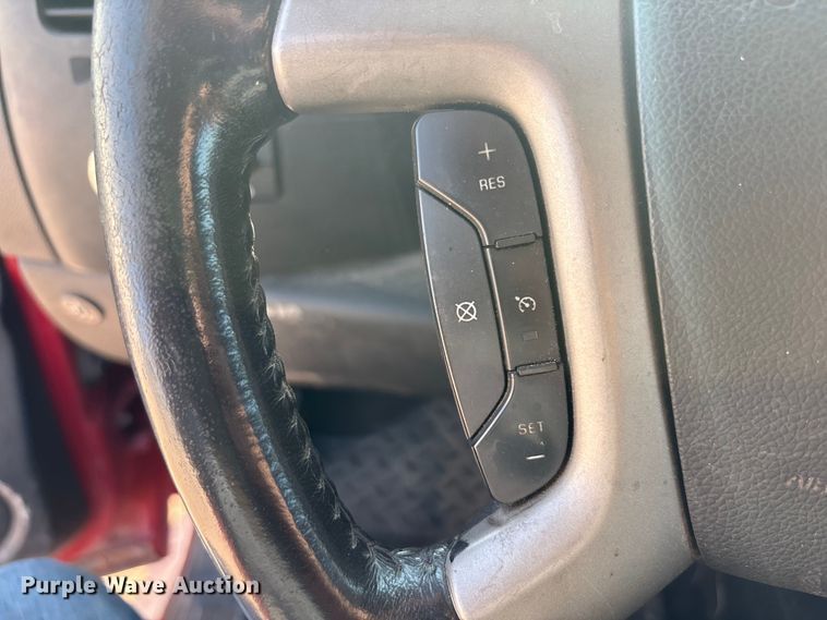 image for item JM9402 2011 Chevrolet Silverado 1500 Crew Cab pickup truck