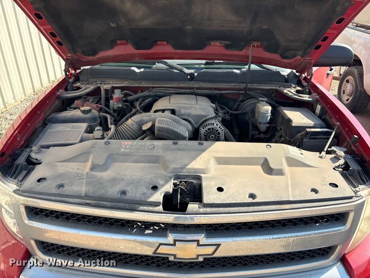 image for item JM9402 2011 Chevrolet Silverado 1500 Crew Cab pickup truck
