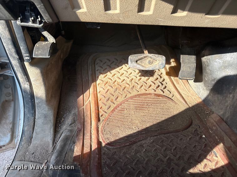image for item JM9403 2010 Ford F250 Super Duty pickup truck