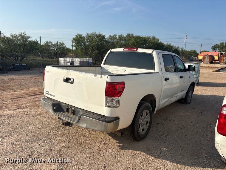 image for item JM9404 2010 Toyota Tundra Crew Cab pickup truck