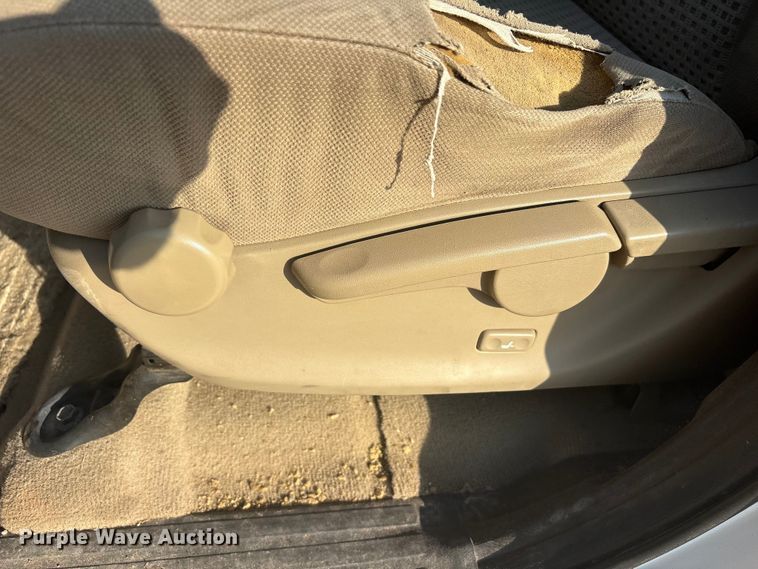image for item JM9404 2010 Toyota Tundra Crew Cab pickup truck