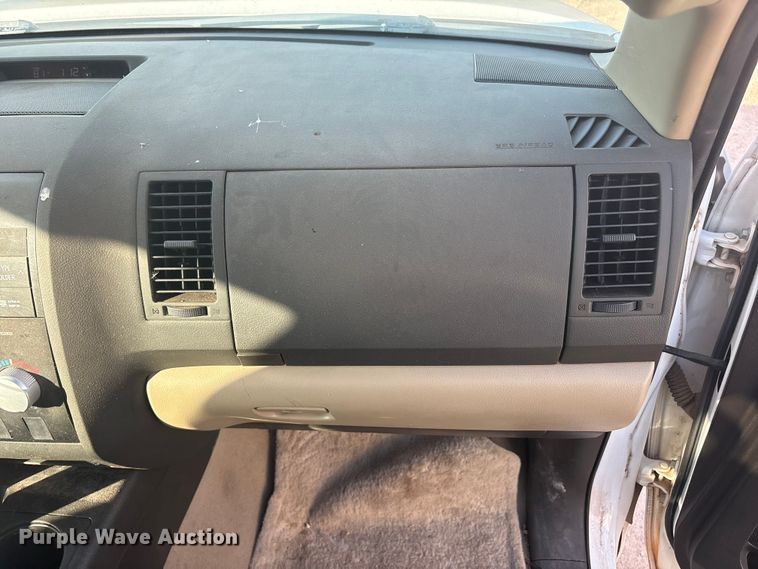 image for item JM9404 2010 Toyota Tundra Crew Cab pickup truck