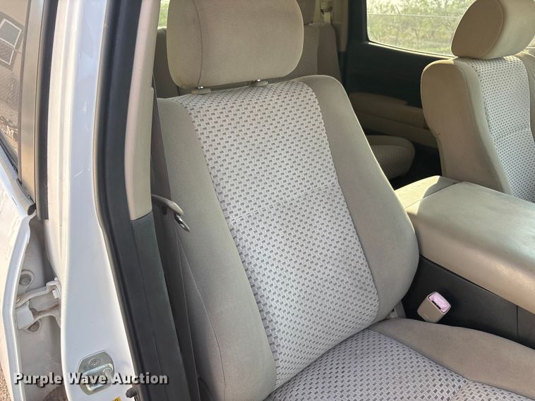image for item JM9404 2010 Toyota Tundra Crew Cab pickup truck