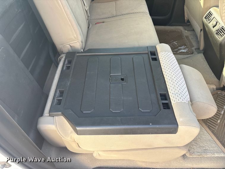 image for item JM9404 2010 Toyota Tundra Crew Cab pickup truck