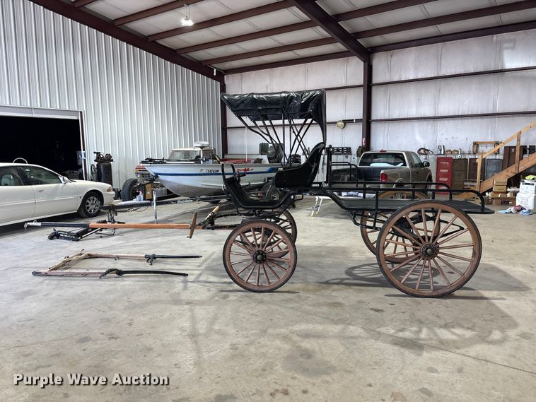 image for item JM9416 Horse drawn carriage