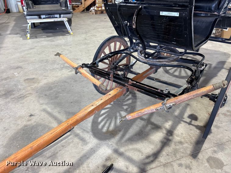 image for item JM9416 Horse drawn carriage