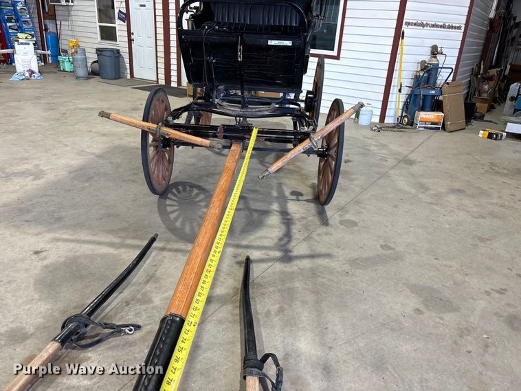 image for item JM9416 Horse drawn carriage