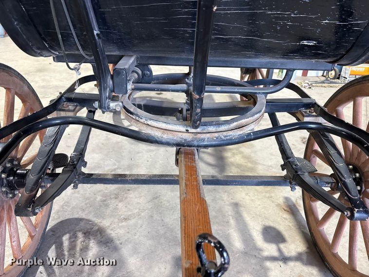 image for item JM9416 Horse drawn carriage