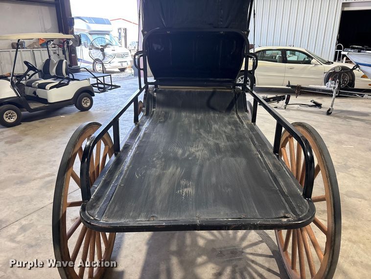 image for item JM9416 Horse drawn carriage