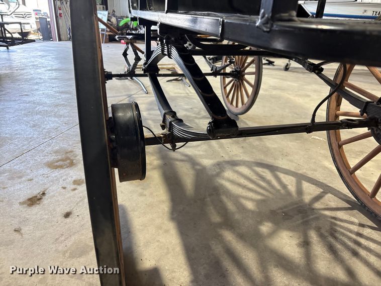 image for item JM9416 Horse drawn carriage