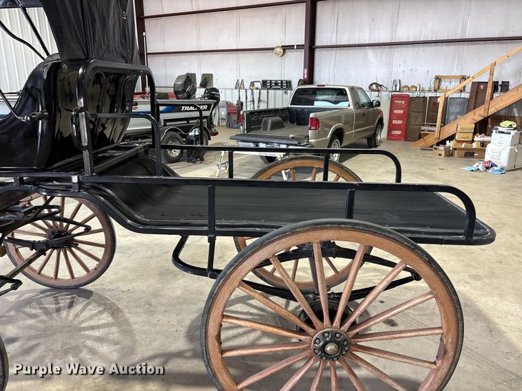image for item JM9416 Horse drawn carriage