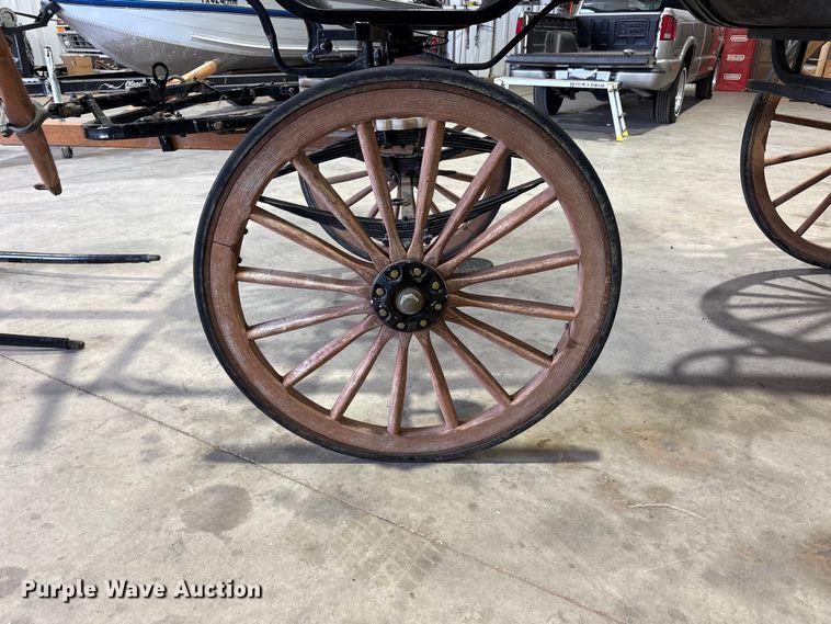 image for item JM9416 Horse drawn carriage